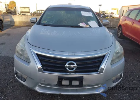 2013 Nissan Altima 2.5 Sv z USA, uszkodzony, nr VIN 1N4AL3AP1DC271538